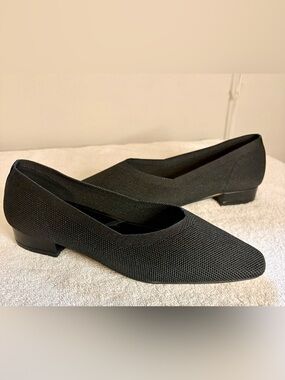 H BY HALSTON Broadway Knit Flats Black NWT Women's Size 6.5